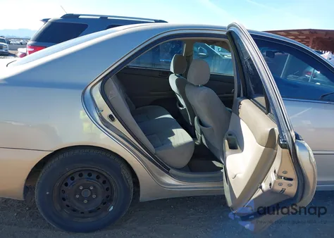 2004 Toyota Camry Le from USA, damaged, VIN 4T1BE32K84U886573